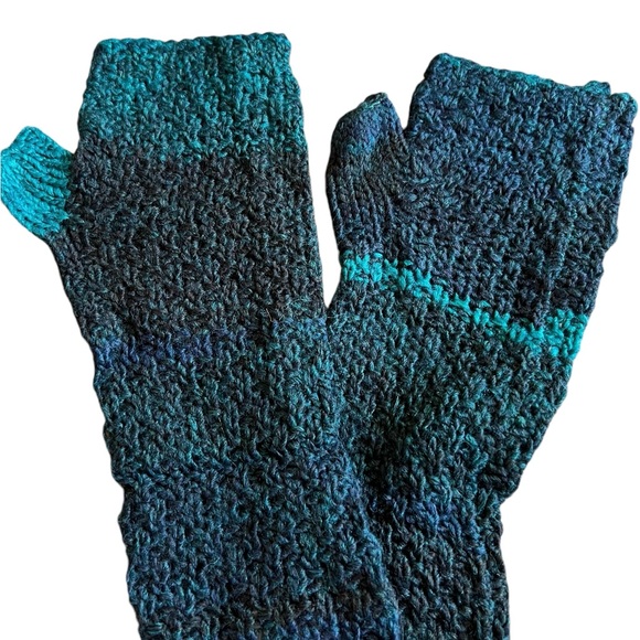 NWT! Garnet Hill Long Fingerless Knit Gloves, 3 color options - Picture 5 of 13